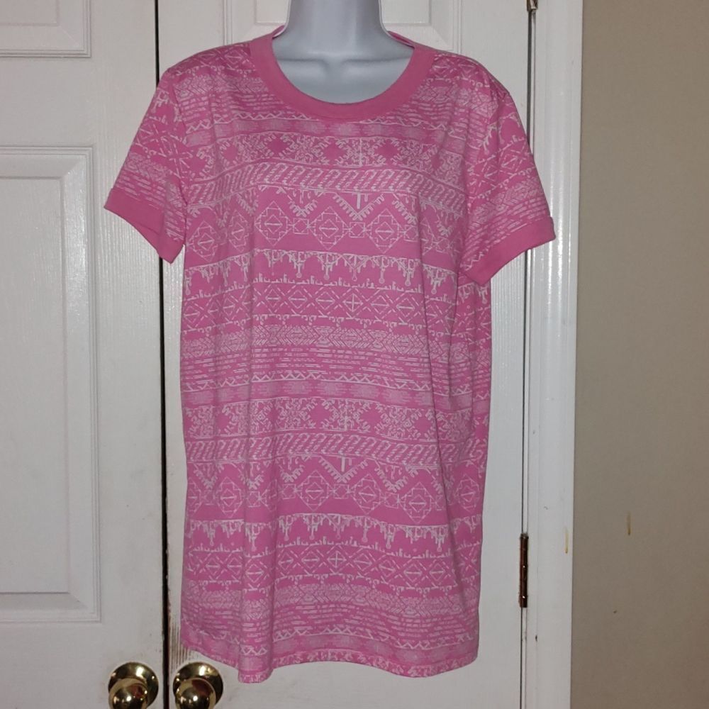 LuLaRoe Liv Shirt Pink and White Patterned  Sz L